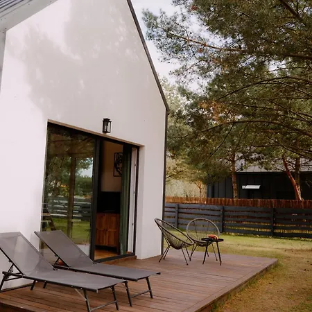 Holiday home Osada Pod Gwiazdami & - Premium Blisko Jeziora, Ogrodzony, Ognisko, Grill, Taras, Las, Kajaki, Plaza, Jeziora